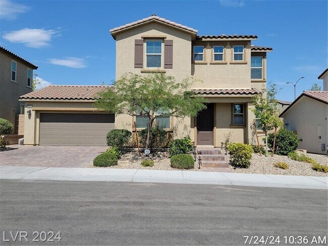 Foto del edificio - BEAUTIFUL AND MODERN OPEN-CONCEPT 3 BEDROO...