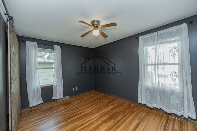 Foto del edificio - Single Family Home - Coming Soon!