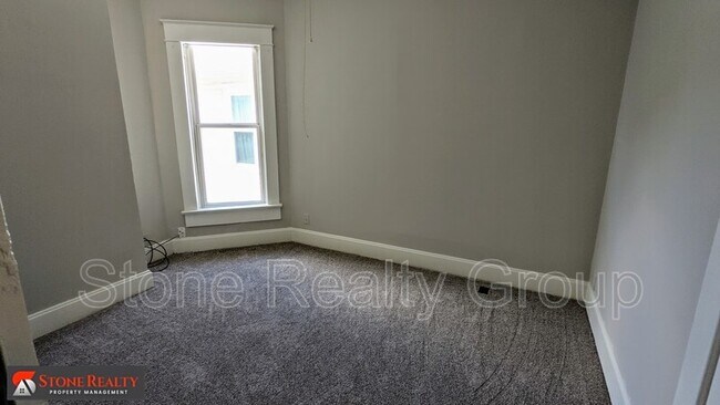 Building Photo - 1606 N 7th St