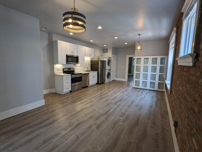 Foto del edificio - 4227 Botanical Ave