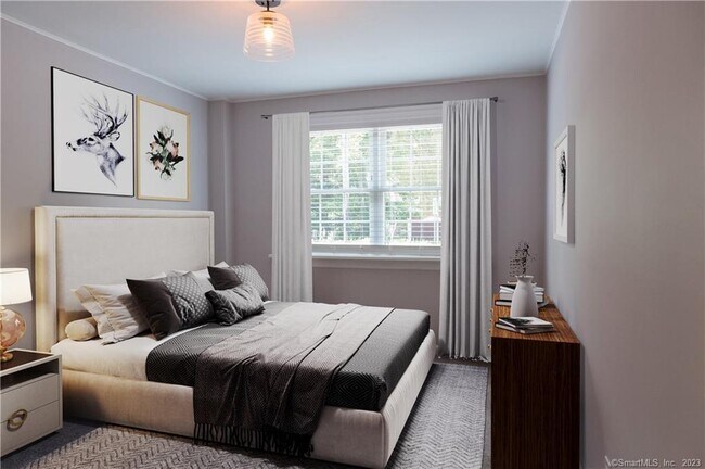 Building Photo - 84 N Salem Rd