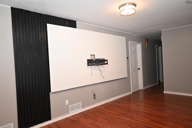 Foto del edificio - 1110 Rosemary Dr