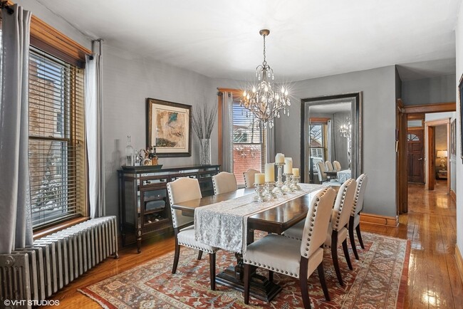 (Currently Unfurnished) - 1823 W 22nd Plz