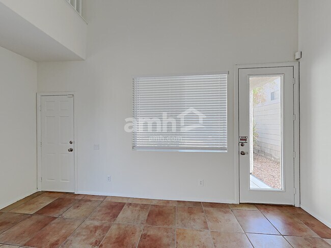 Building Photo - 9858 Bradford Summit Street