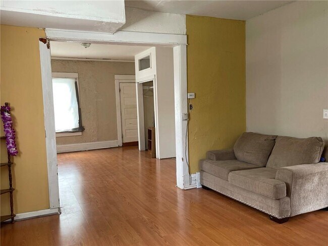 Foto del edificio - 711 Sandusky Ave