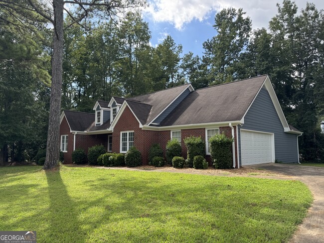 Building Photo - 361 Brickleberry Ridge