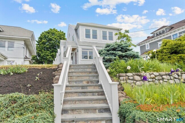 Building Photo - 49 Seaview Ave