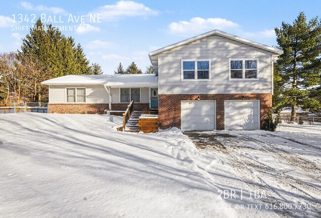 Building Photo - 1342 Ball Ave NE