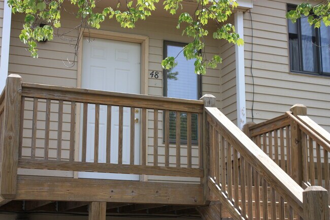Foto del edificio - 48 Cannon Ridge Dr