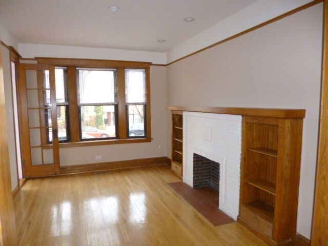Primary Photo - 3616 N Paulina St