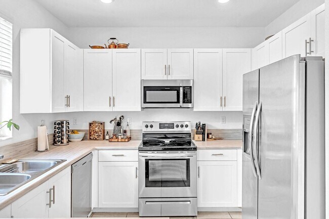 Foto del edificio - 4668 Banker Terrace