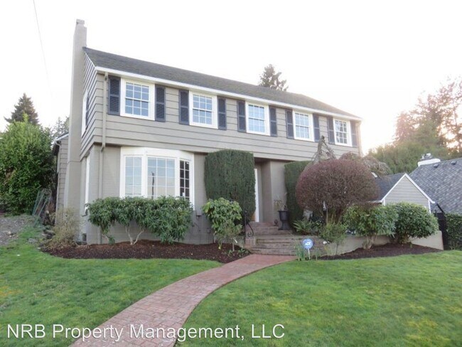 Foto del edificio - 5 br, 3 bath House - 2210 N Tacoma Ave