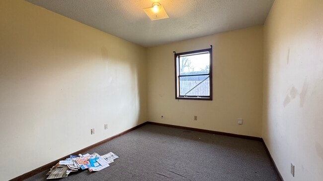 Building Photo - 1356 S Post Oak Rd