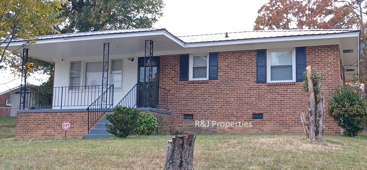 1803 Joyce St, Greensboro, NC 27405 House Rental in Greensboro, NC