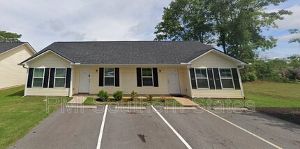 Building Photo - 215 Walnut Hill Dr
