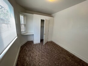 Building Photo - 1532 9th Ave