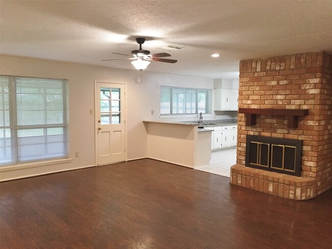 Building Photo - 22815 Merrymount Dr
