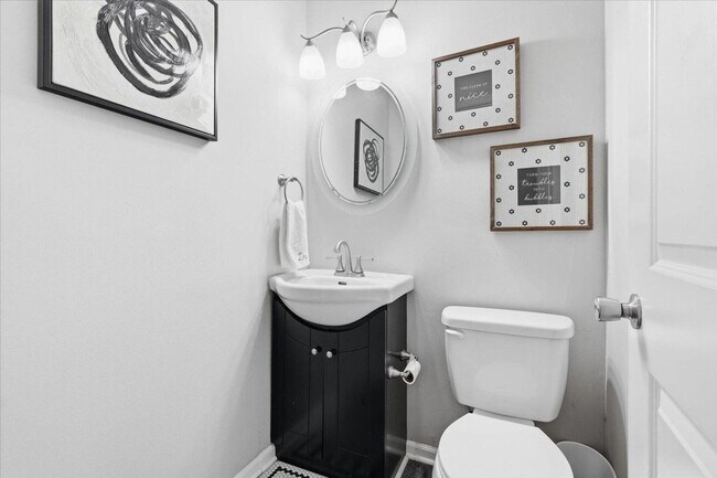 Foto del edificio - 1802-1804-1804 Juniper Dr