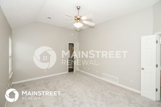 Building Photo - 9135 Tremont Dr