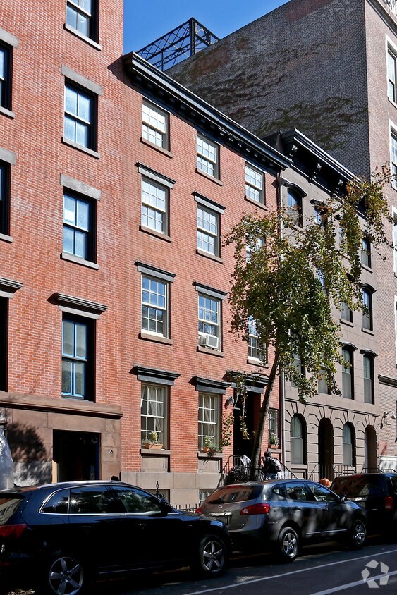 Foto del edificio - 331 W 20th St