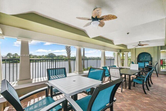 Foto del edificio - 601 Pacific Grove Dr