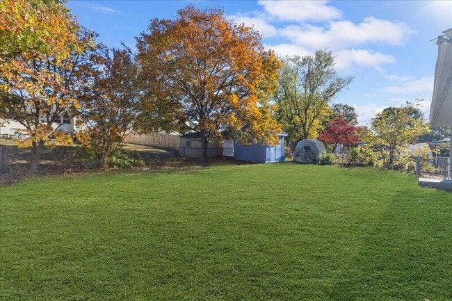 Building Photo - 128 E Military Dr