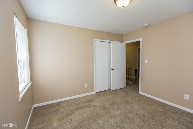 Building Photo - 1536 Tarrant Huffman Rd