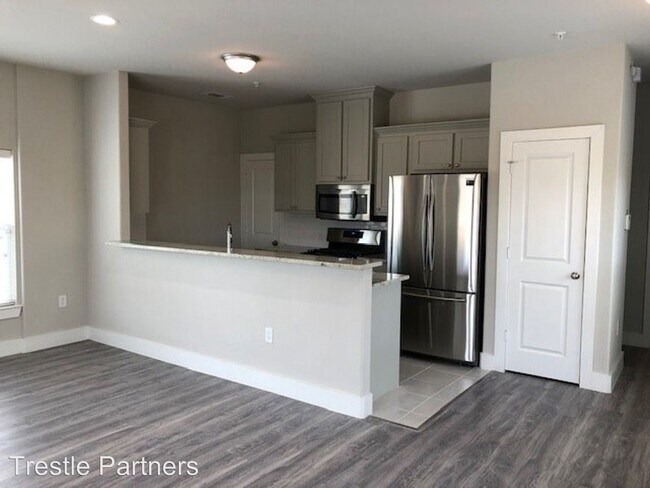 Foto del edificio - 4 br, 4 bath House - 1121 Bernard #101
