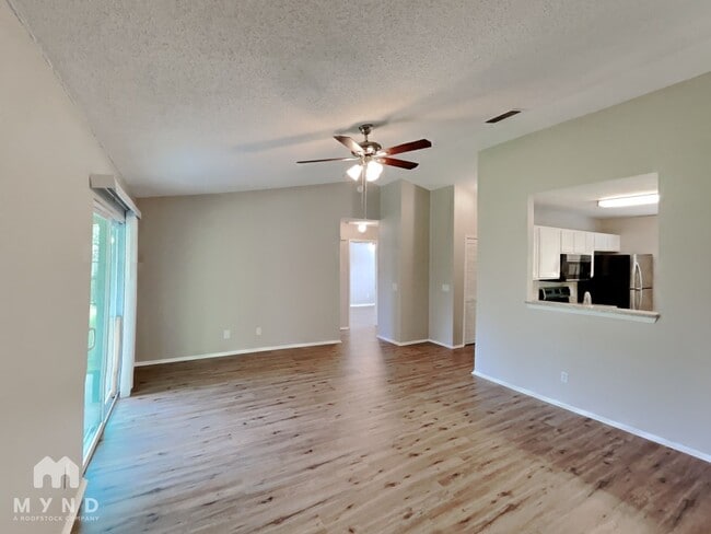 Building Photo - 807 Cloyd Dairy Loop