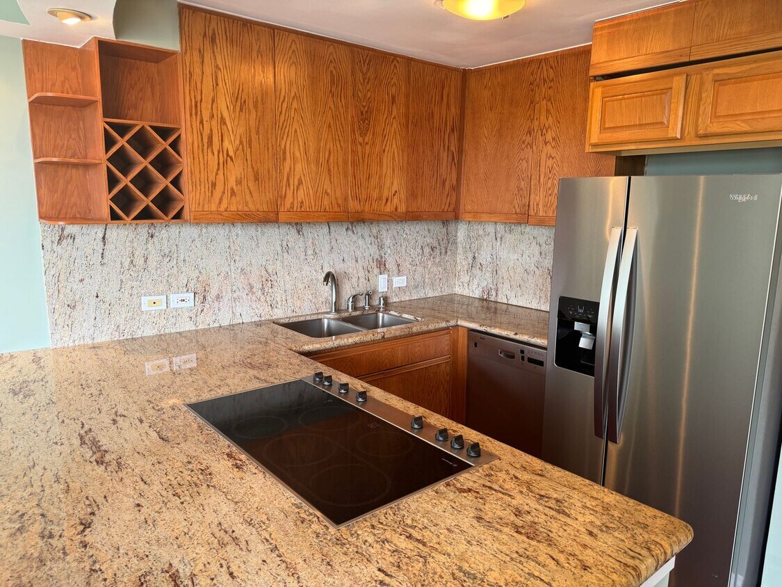 NEAR KAPAHULU/ALA WAI BLVD, 1/1/1, DH/MTN... - NEAR KAPAHULU/ALA WAI BLVD,  1/1/1, DH/MTN...