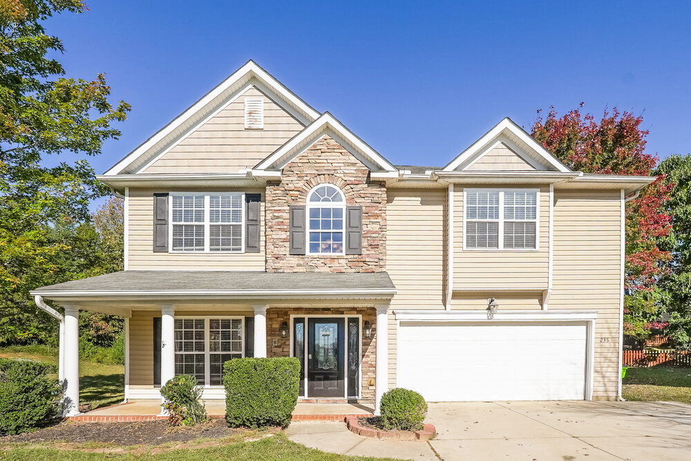 Foto principal - 235 Creeks Edge Ct