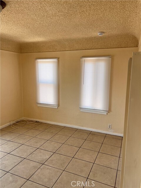 Foto del edificio - 3076 Liberty Blvd