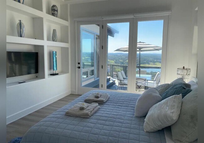 Foto del edificio - 5924 Lookout Mountain Dr