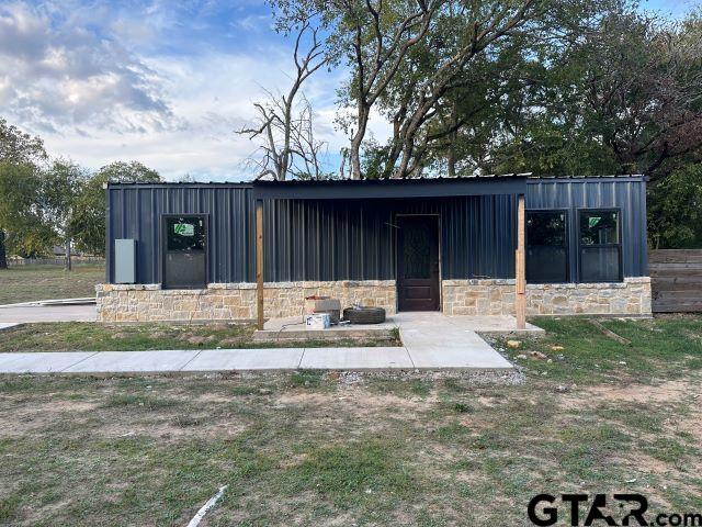 Primary Photo - 11243 County Rd