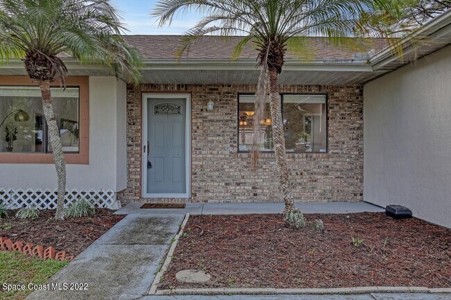 Foto del edificio - 1344 Kayford St NW