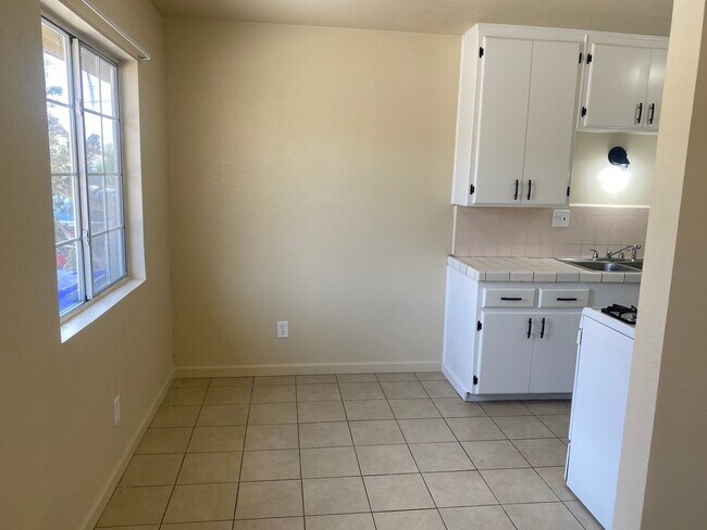 Foto del edificio - Victorville 1 bedroom 1 bathroom