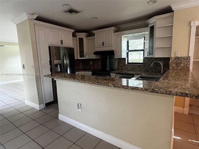 Building Photo - 11339 SW 74th Terrace