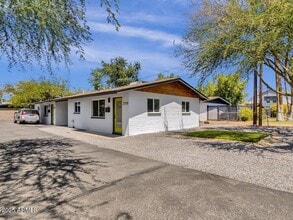 Building Photo - 3116 N 39th St