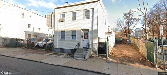 Building Photo - 60 E Kinney St