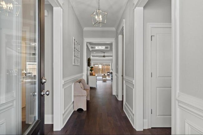 Building Photo - 5189 Royal Fern Cir