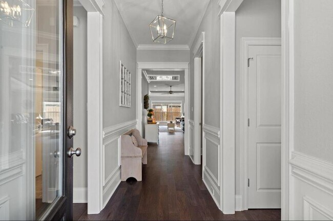 Foto del edificio - 5189 Royal Fern Cir