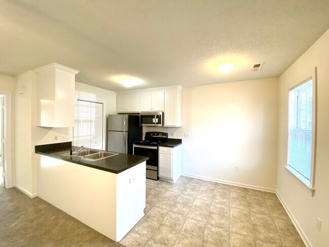 Foto del edificio - 3609 Jayne Ln NW