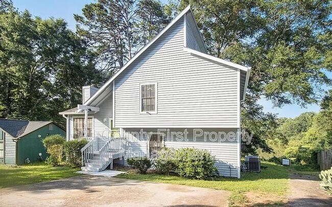 Building Photo - 1077 Mainstreet Valley Dr
