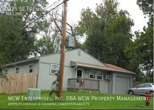Foto principal - 3225 SE Fremont St
