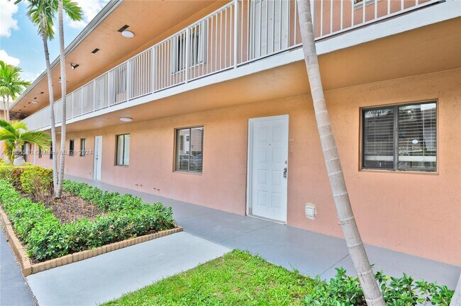 Foto del edificio - 6041 W 24th Ave