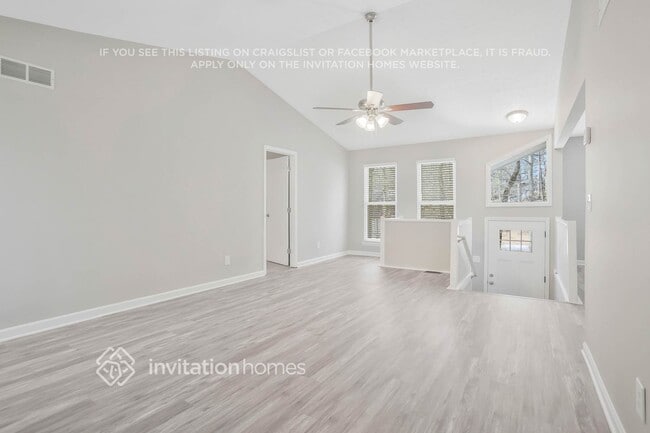 Building Photo - 3102 Carmel Dr