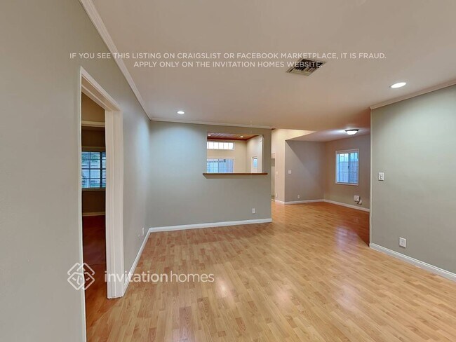 Foto del edificio - 6839 Melvin Ave
