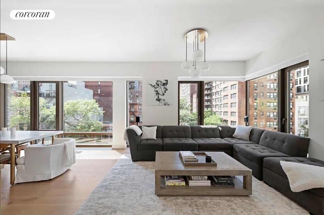 Foto principal - 200 E 21st St