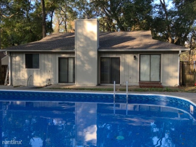 Foto del edificio - 3 br, 2 bath House - 326 Skate Dr