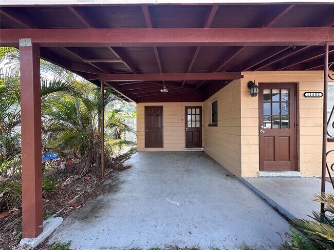 Foto del edificio - 11452 104th St
